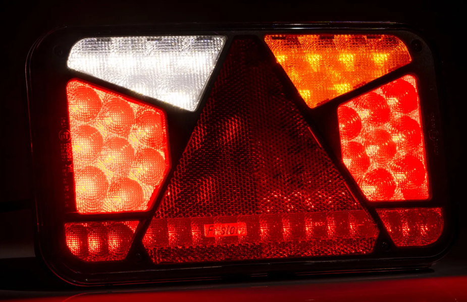 Фонарь задний FT-370 LED