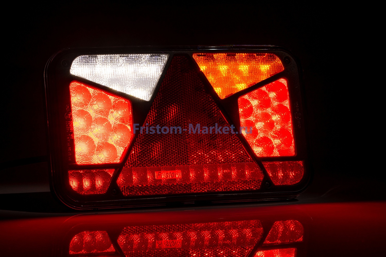 Фонарь задний Fristom FT-370 LED