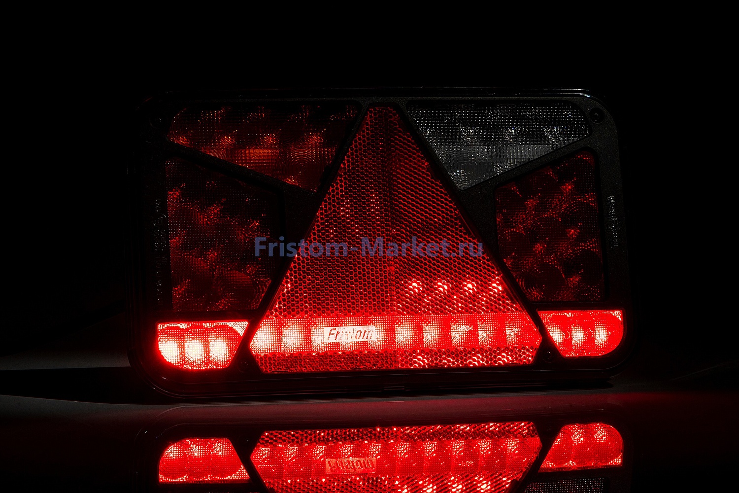 Фонарь задний Fristom FT-370 LED
