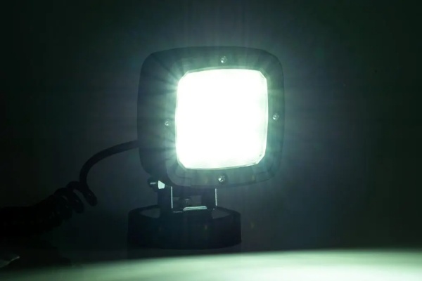 FT-036 LED MAG-1